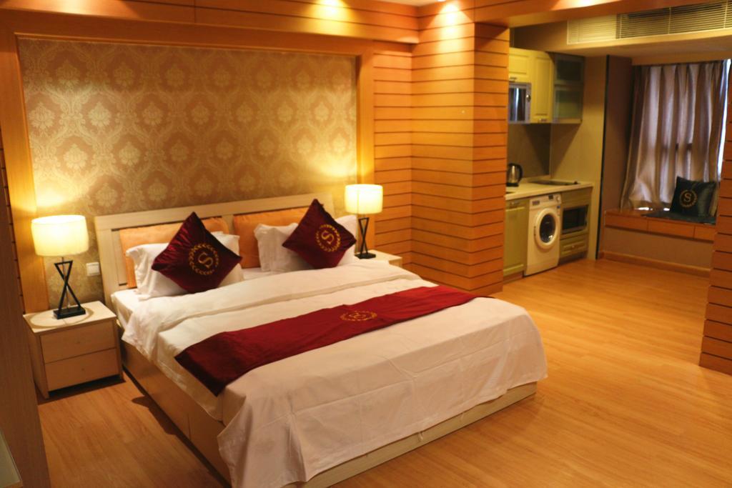 She & He Service Apartment Huifeng Kanton Exteriér fotografie