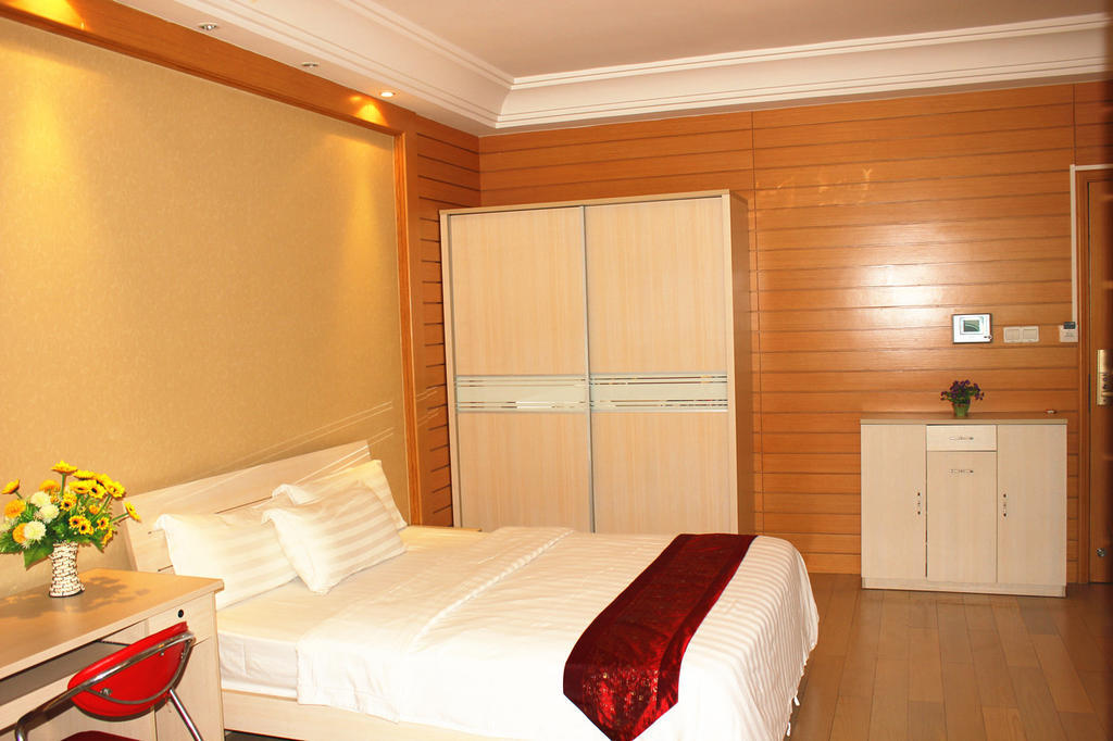 She & He Service Apartment Huifeng Kanton Exteriér fotografie